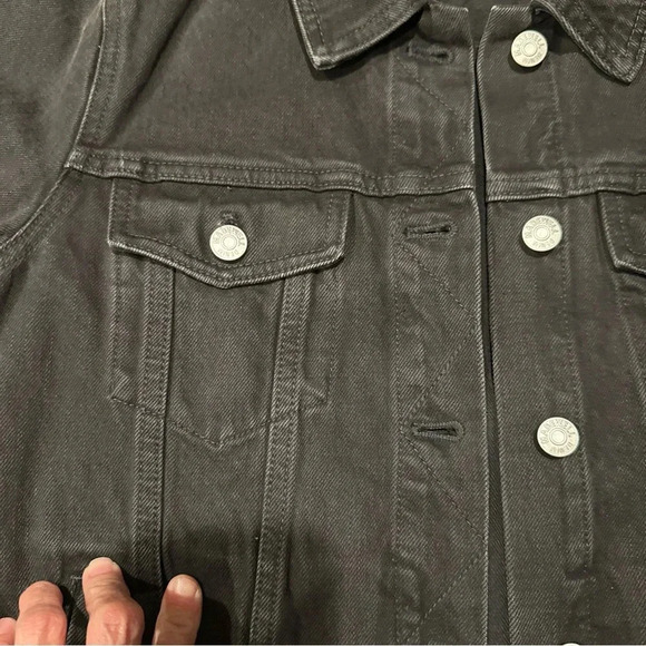 MADEWELL CLASSIC WOMENS SMALL DENIM JACKETS BLACK
NWOT - Picture 4 of 10